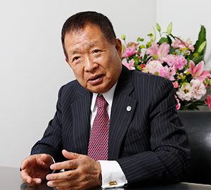 学長近影