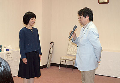 相手へいくつかの質問をするところからコミュニケーションは始まります。